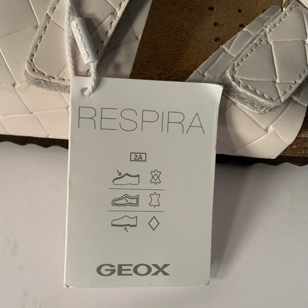 NWT….GEOX sandals - Picture 4 of 12